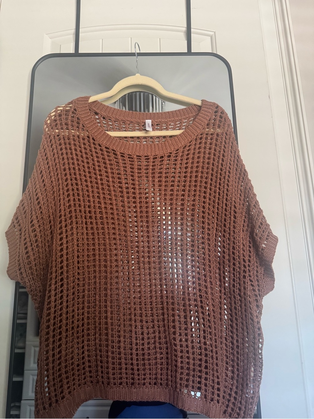 Women’s Open-Knit Short Sleeve Sweater - Brown